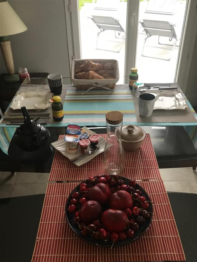 La Pepiniere Bed & Breakfast Saint-Sulpice-et-Cameyrac Dış mekan fotoğraf